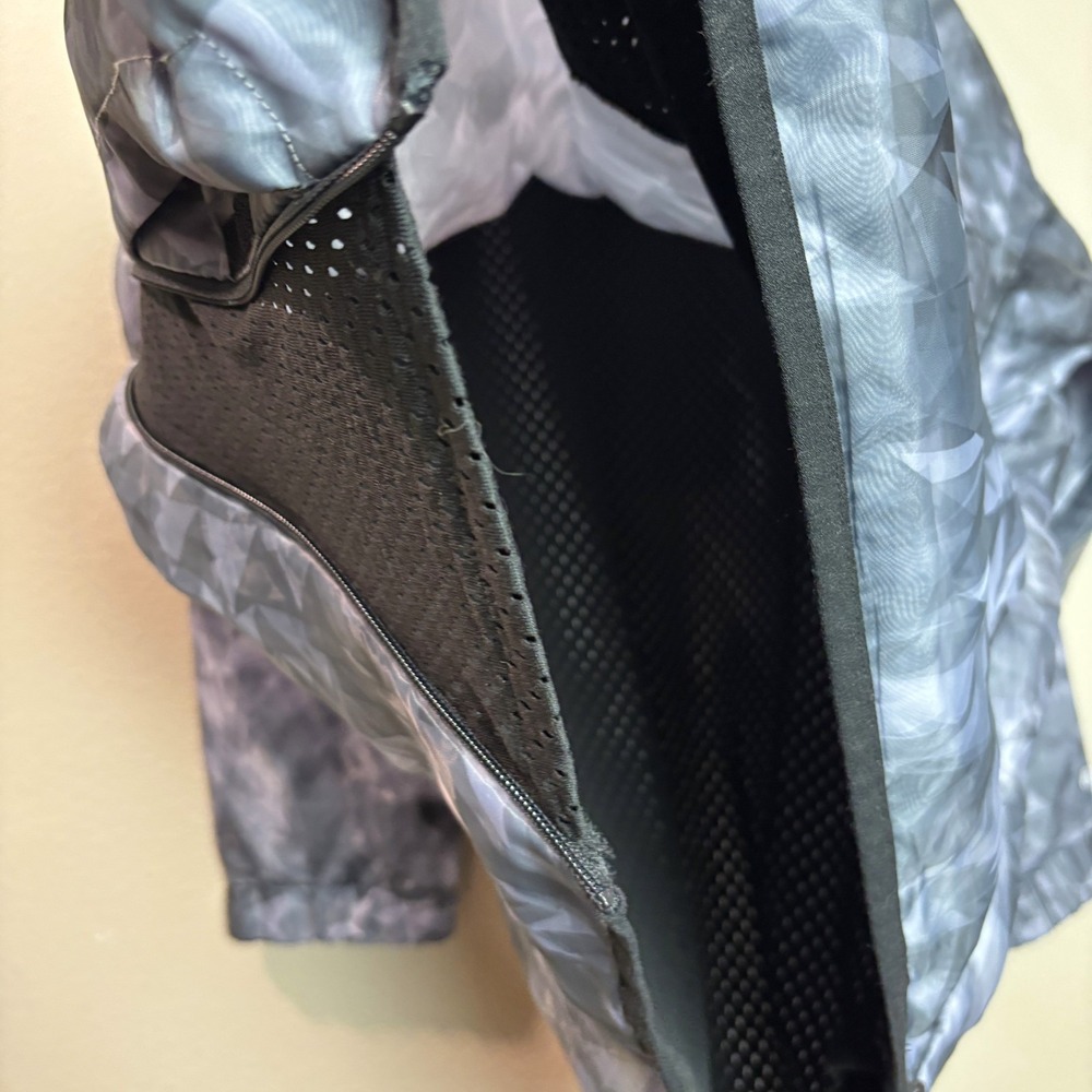 Champion Holographic Windbreaker Jacket Side Zip Vents‎ Funnel Neck Pockets 2XL - Picture 8 of 14